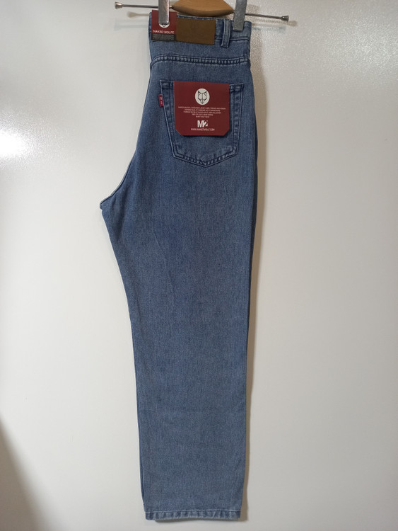 BG943